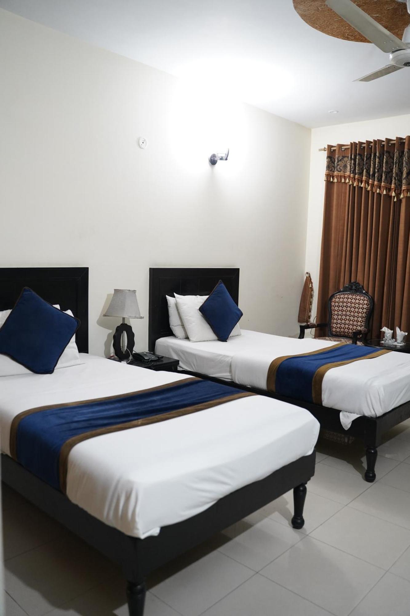 Hotel Tourist Inn Lahore Exterior foto